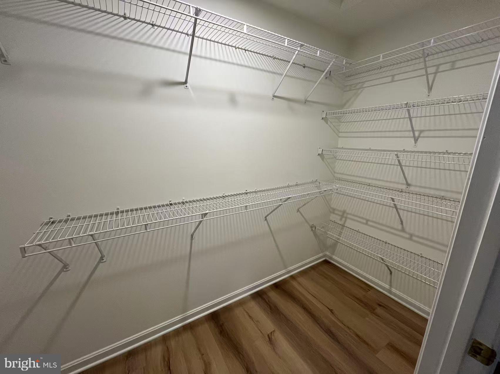 4102 Kentmere Square Fairfax, VA 22030 - Photo 42 of 55 a view of a room