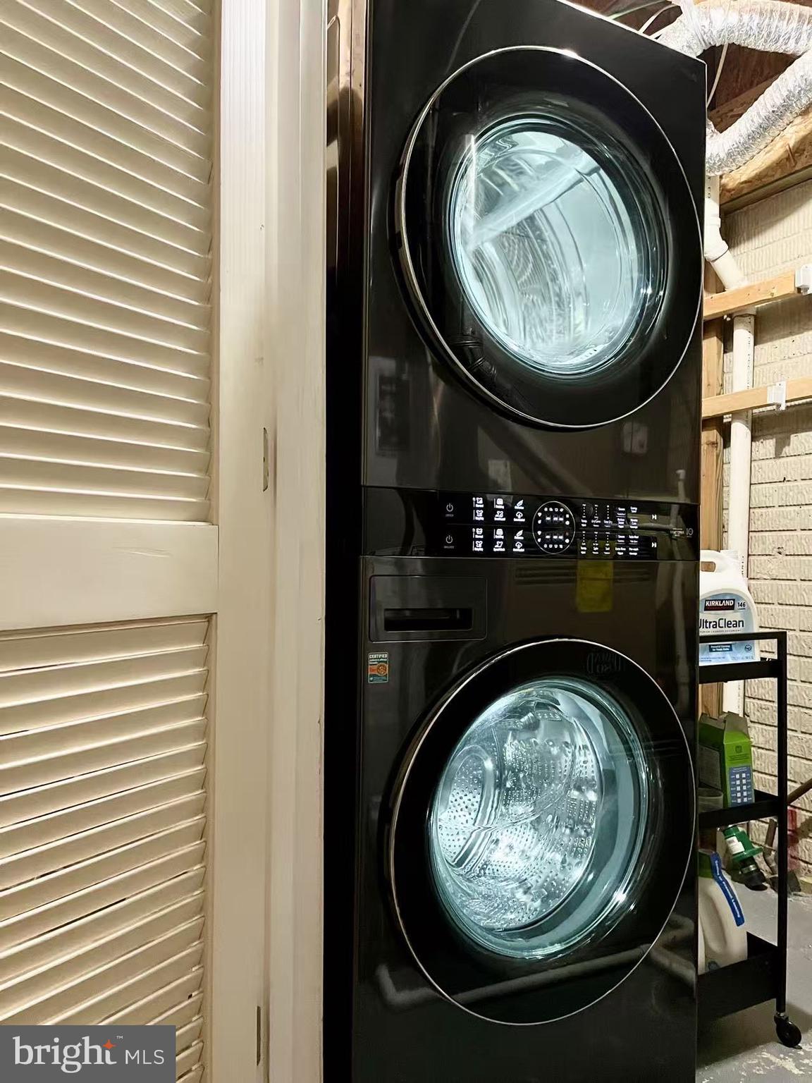 4102 Kentmere Square Fairfax, VA 22030 - Photo 7 of 55