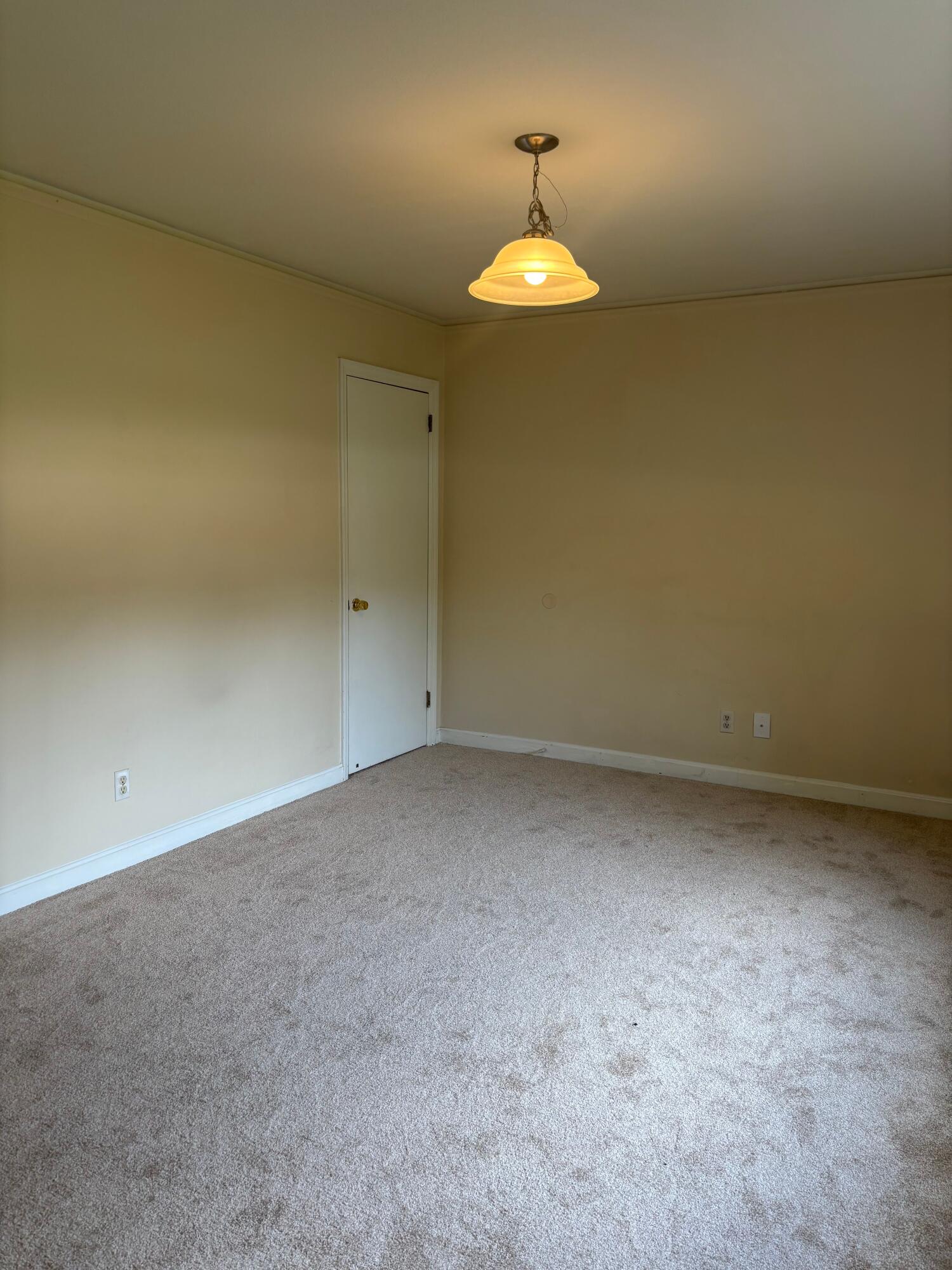 2426 Peach Orchard Road Sumter, SC 29154 - Photo 4 of 32 image