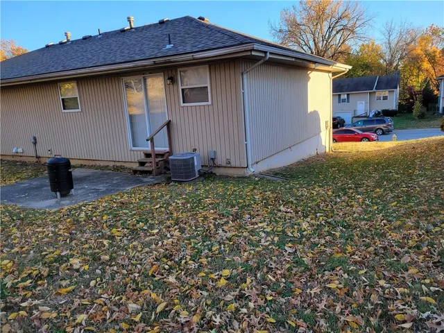 $350,000 | 224-226 Northwest 62nd Terrace, Gladstone, MO 64118