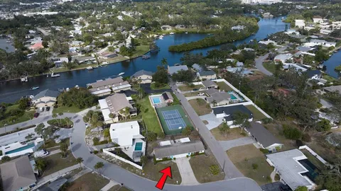 $850,000 | 2237 Michele Drive, Sarasota, FL 34231