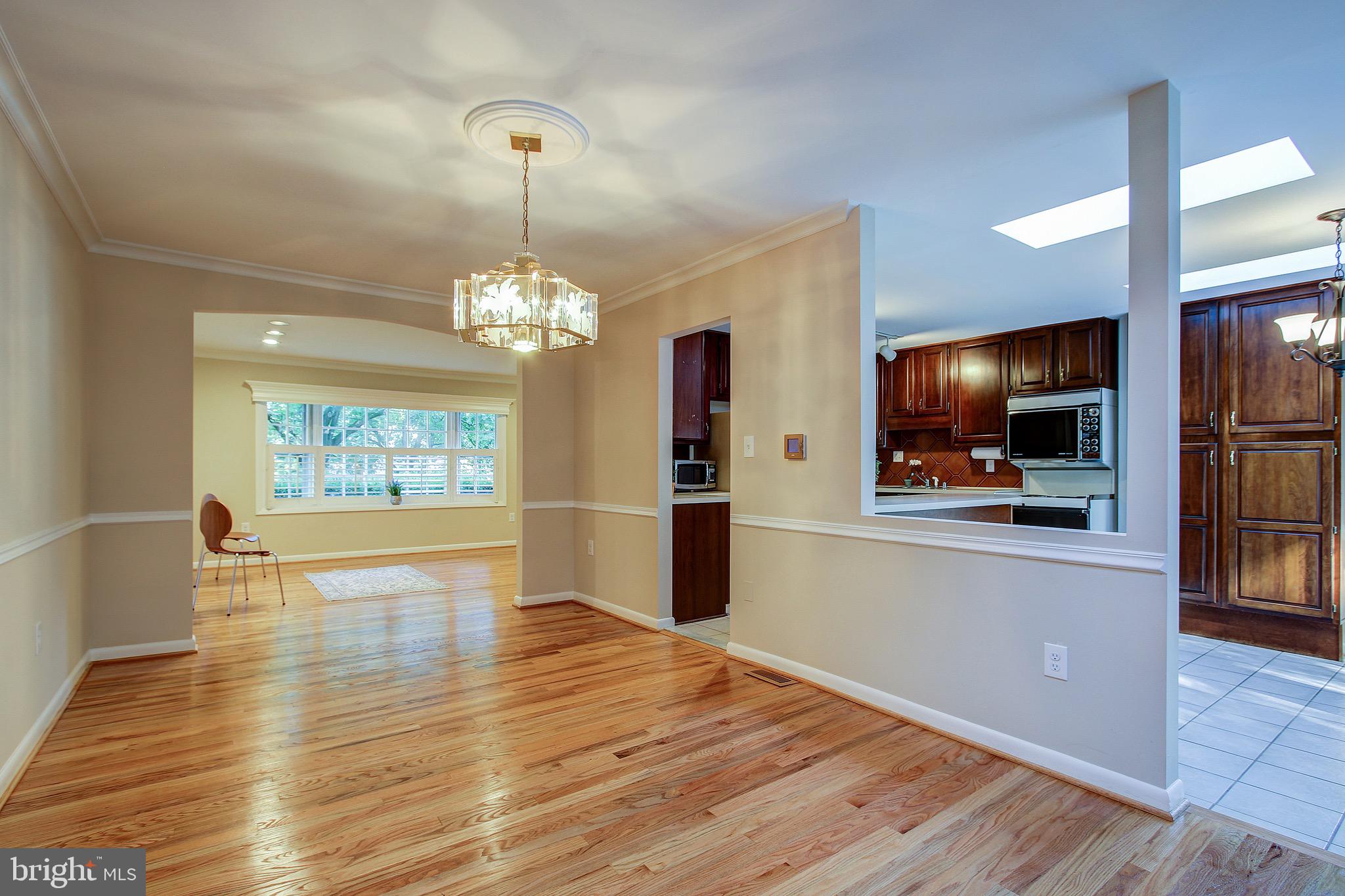 12713 Barbara Road Wheaton, MD 20906 - Photo 9 of 32 "Additional" Space Evident in Entertaining Area.