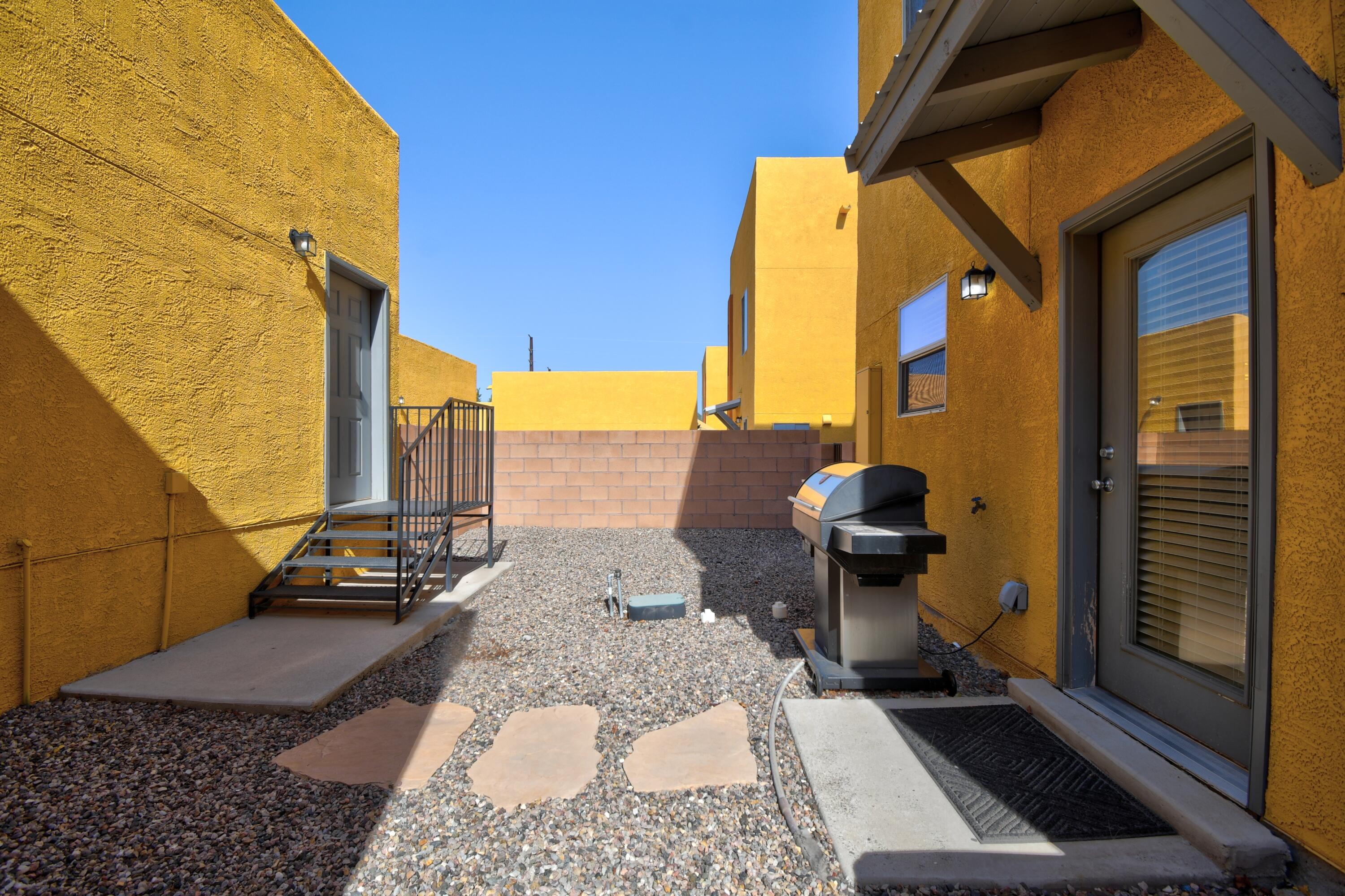 11828 Cicada Road Southeast Albuquerque, NM 87123 - Photo 15 of 24 Gallery Image 15