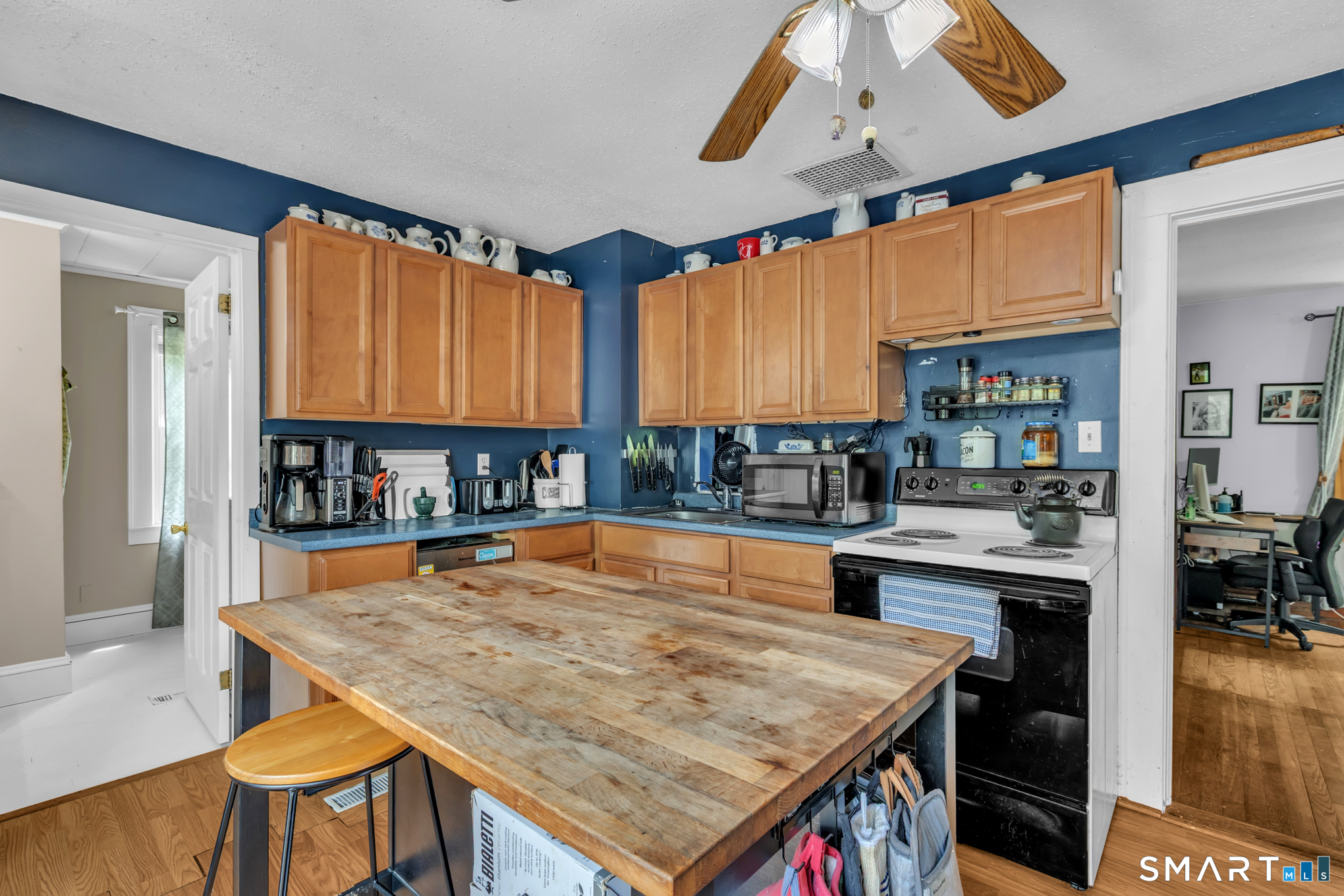 156 Brick Top Road Windham, CT 06280 - Photo 6 of 23