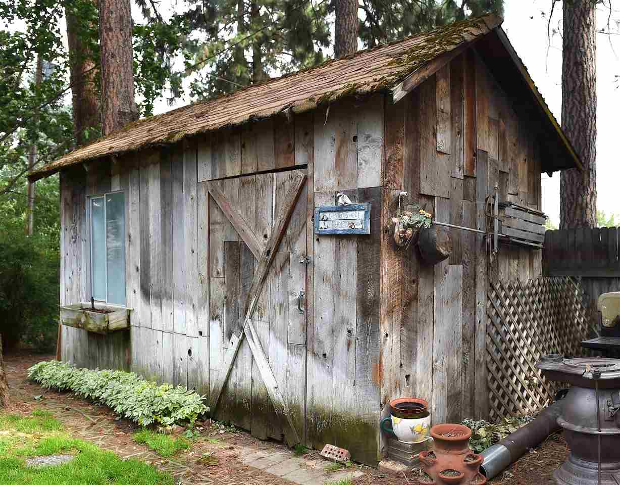 1205 South Oberlin Road Spokane Valley, WA 99206 - Photo 4 of 12