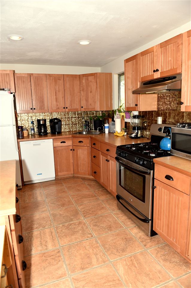 1205 South Oberlin Road Spokane Valley, WA 99206 - Photo 7 of 12