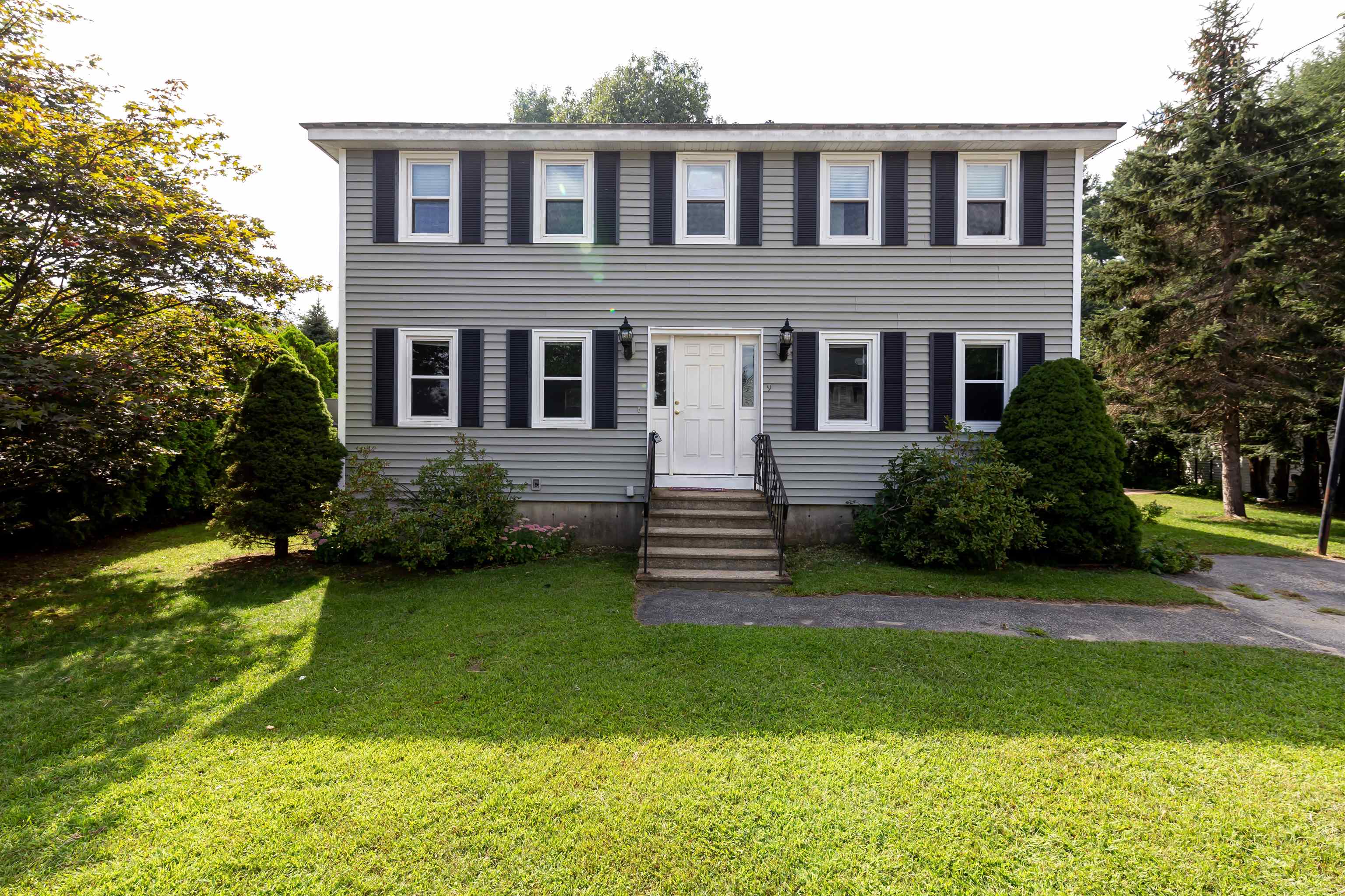 9 Ireland Street Hudson, NH 03051 - Photo 1 of 23