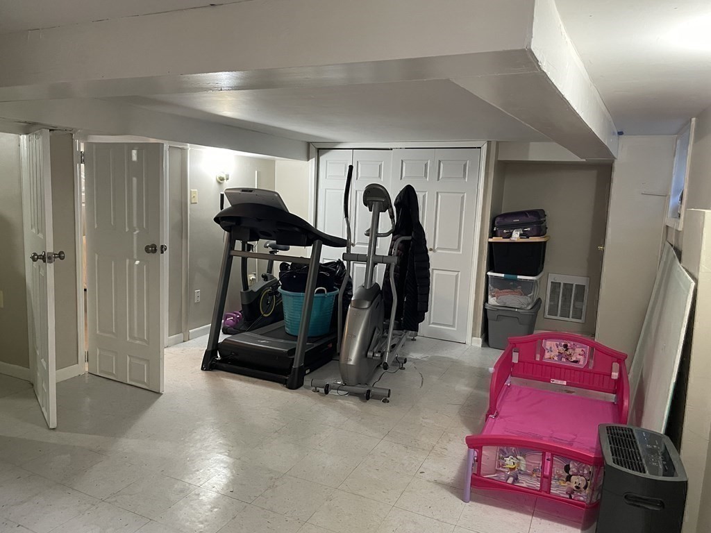 17 Garibaldi Street Springfield, MA 01119 - Photo 16 of 17