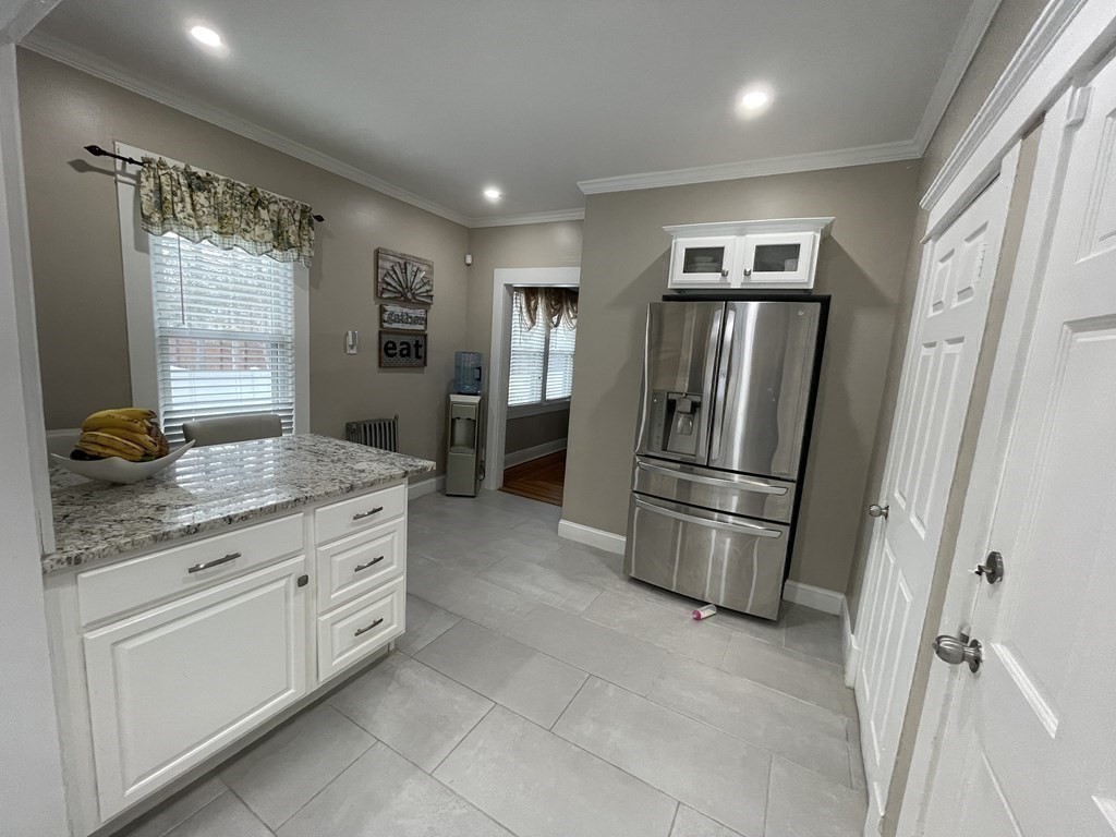 17 Garibaldi Street Springfield, MA 01119 - Photo 8 of 17