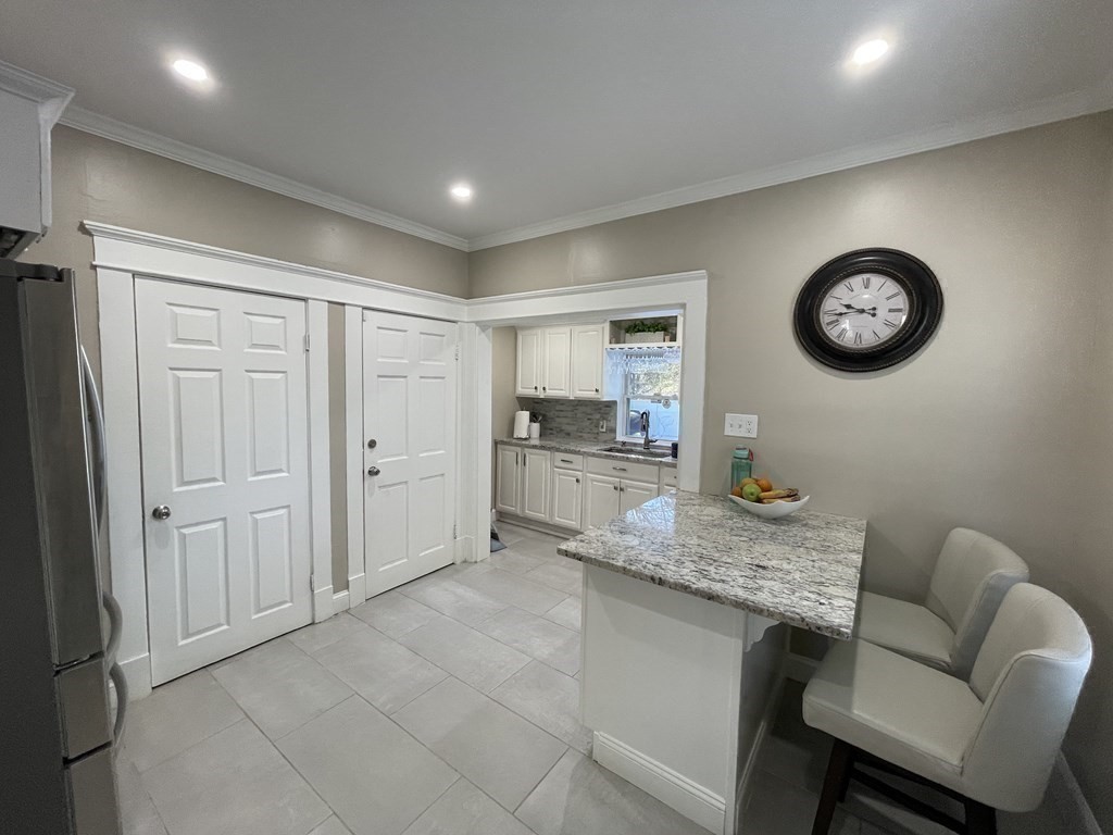 17 Garibaldi Street Springfield, MA 01119 - Photo 9 of 17