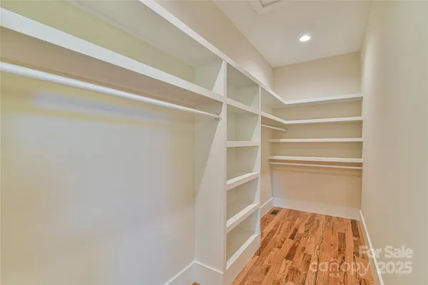 $841,900 | 48 Crossings Circle, Fairview, NC 28730