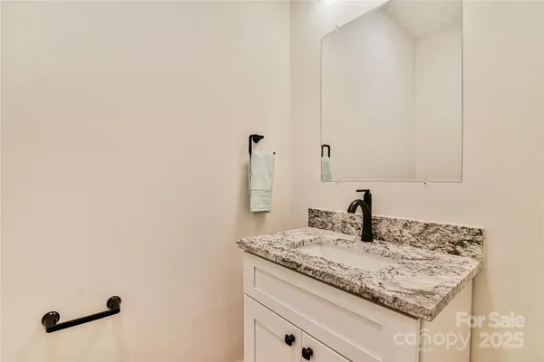 $841,900 | 48 Crossings Circle, Fairview, NC 28730