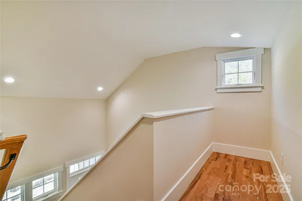 $841,900 | 48 Crossings Circle, Fairview, NC 28730