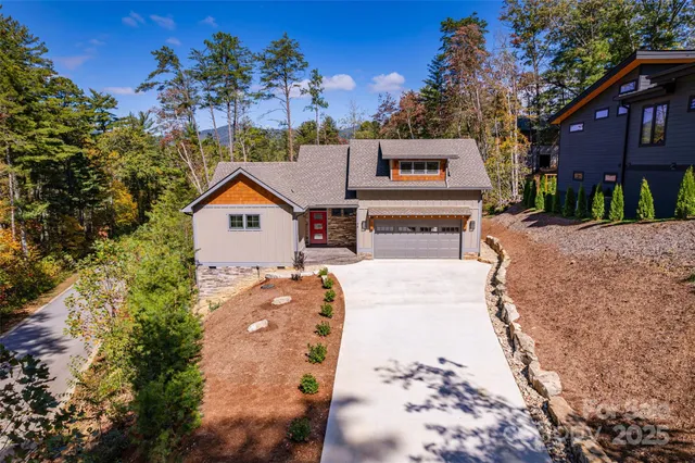 a view of house with a outdoor space