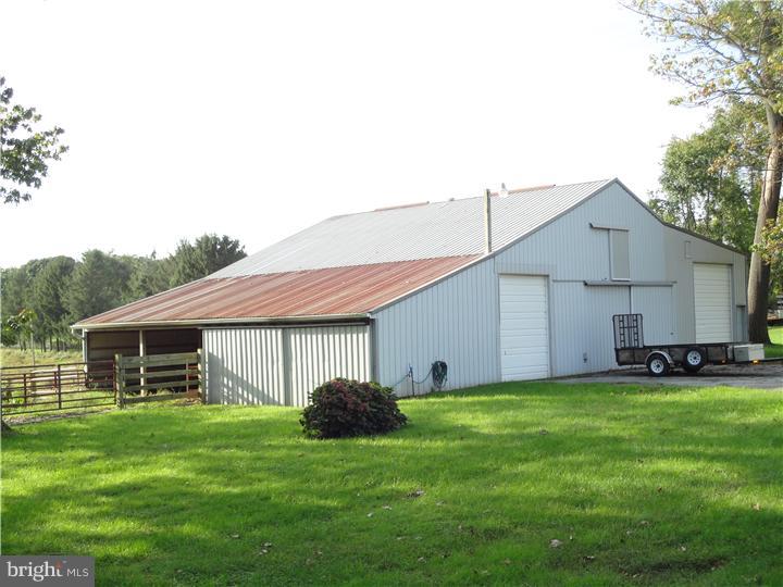 1677 New London Road Landenberg, PA 19350 - Photo 3 of 25