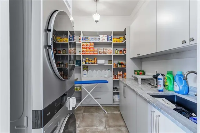 $1,075,000 | 220 River Meadow Lane, Social Circle, GA 30025