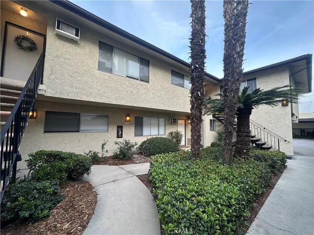 $2,700 | 10612 Parrot Avenue, Downey, CA 90241