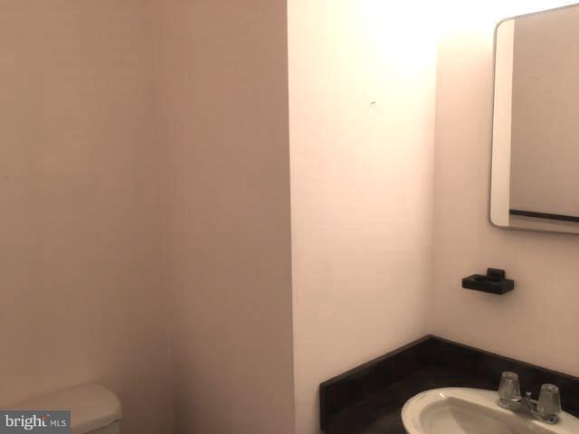 3912 Braddock Road Alexandria, VA 22312 - Photo 12 of 22 Mail Level Half Bath