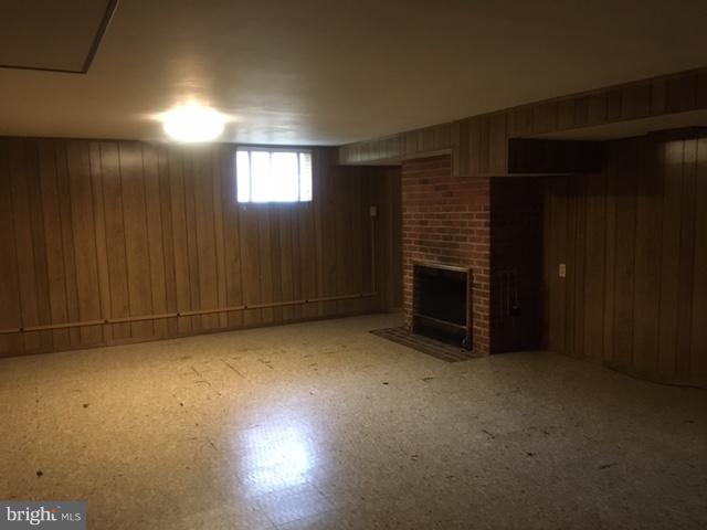 3912 Braddock Road Alexandria, VA 22312 - Photo 13 of 22 Lower Level Family Room