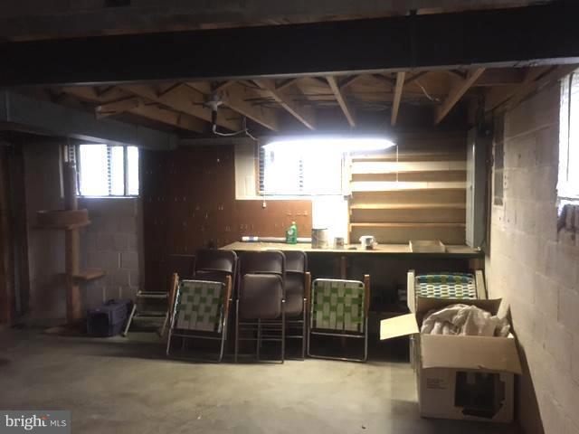 3912 Braddock Road Alexandria, VA 22312 - Photo 17 of 22 Workshop!