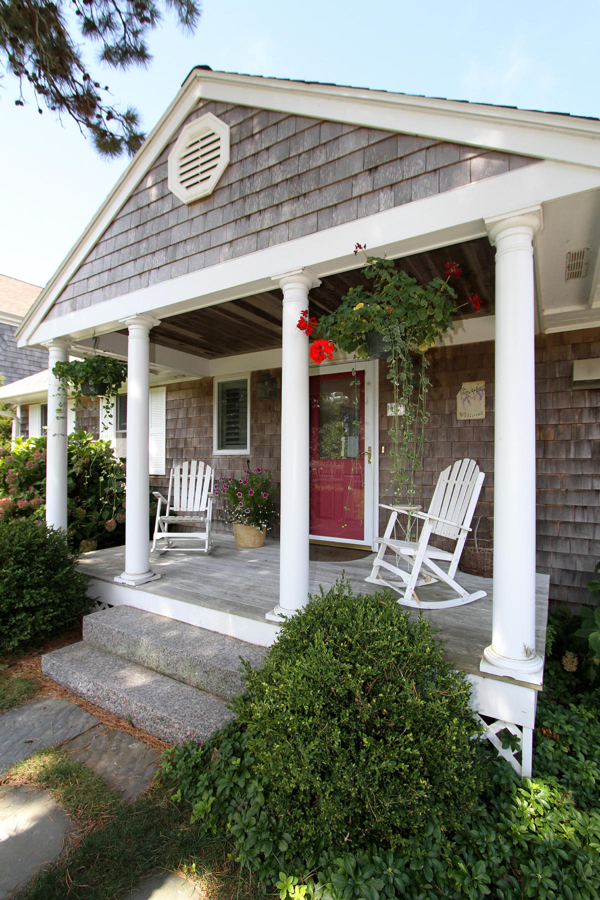 51 Bryant Point Road North Falmouth, MA 02556 - Photo 9 of 33 IMG_1121