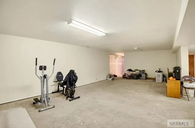 $494,500 | 1381 East Airport Road, Blackfoot, ID 83221