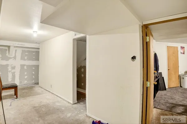 $459,900 | 1381 East Airport Road, Blackfoot, ID 83221