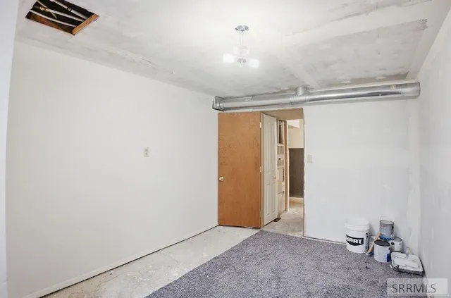 $494,500 | 1381 East Airport Road, Blackfoot, ID 83221