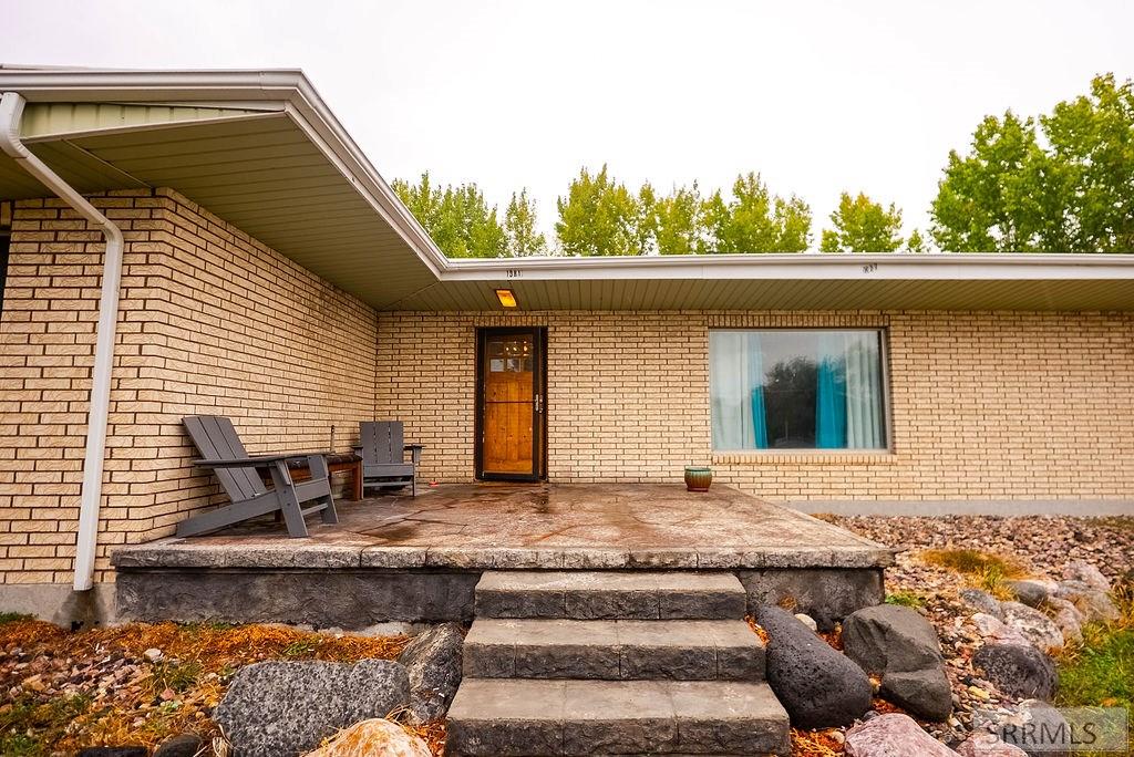 1381 East Airport Road Blackfoot, ID 83221 - Photo 3 of 42