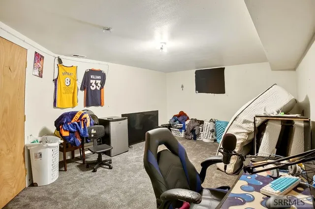 $494,500 | 1381 East Airport Road, Blackfoot, ID 83221