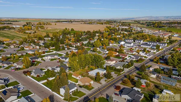 $459,900 | 1381 East Airport Road, Blackfoot, ID 83221