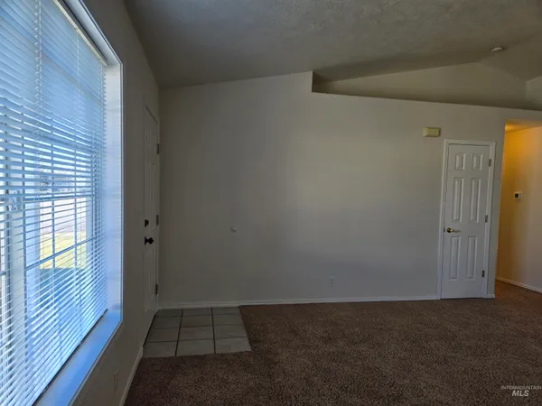 $284,900 | 183 Southwest 18th Street, Ontario, OR 97914