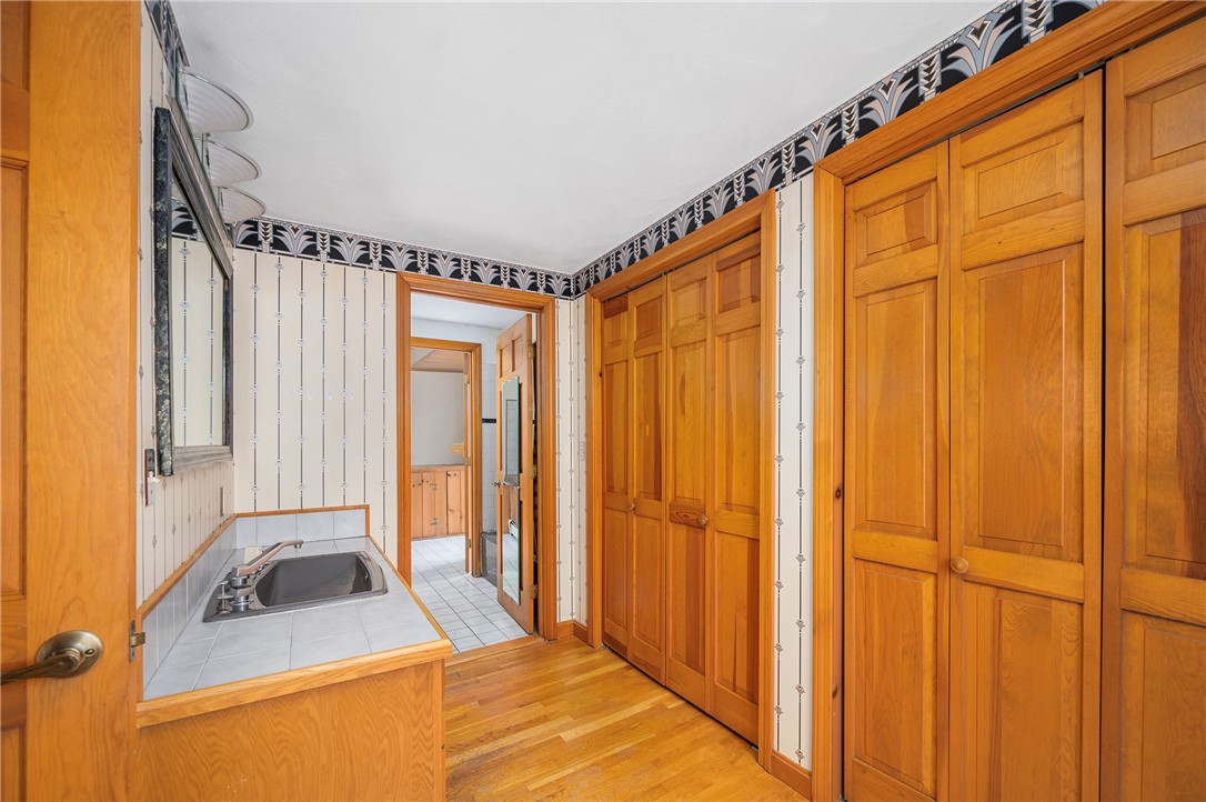 6 Running Stream Road Rehoboth, MA 02769 - Photo 25 of 48 Primary bath