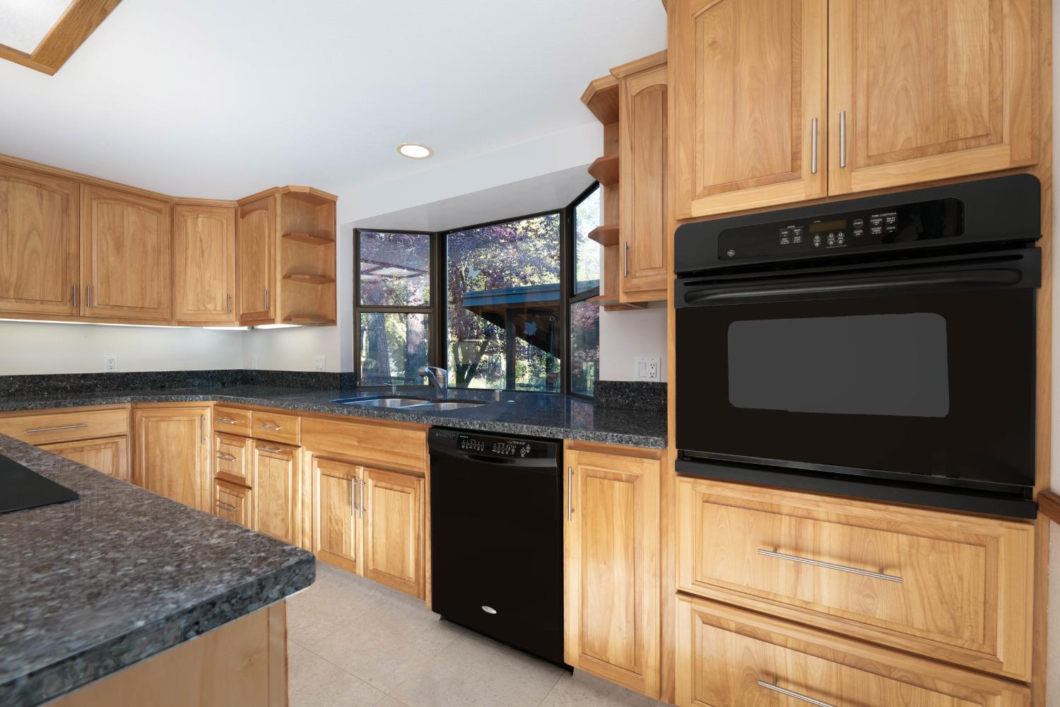 19595 Bow Valley Road Grass Valley, CA 95945 - Photo 14 of 84