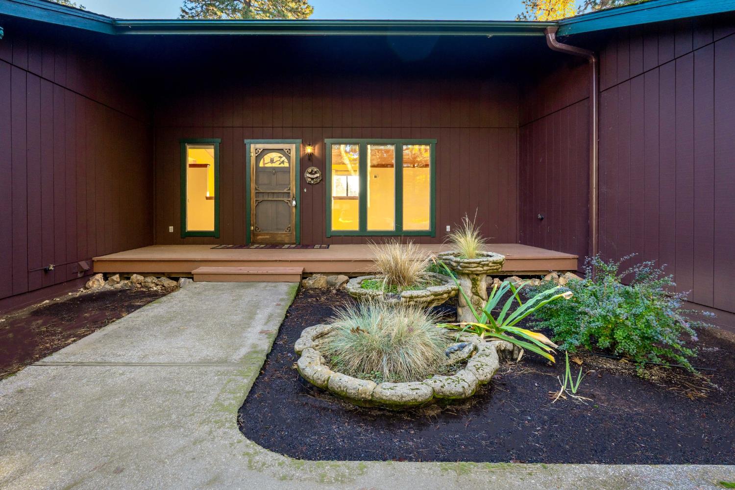 19595 Bow Valley Road Grass Valley, CA 95945 - Photo 4 of 84