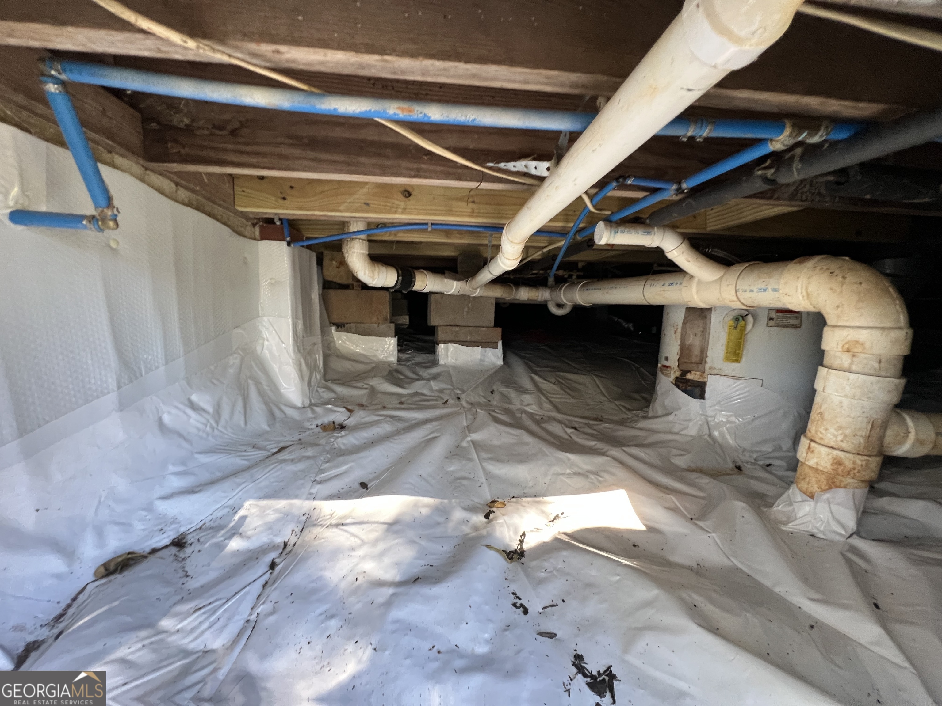 554 Spring Street Commerce, GA 30529 - Photo 58 of 58 a view of a garage