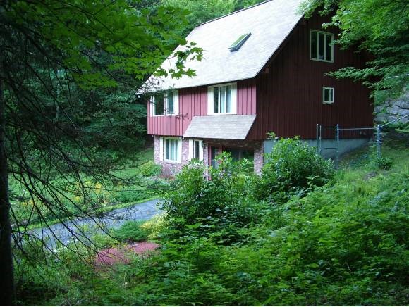 53 Hard Hack Road Holderness, NH 03245 - Photo 1 of 1