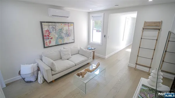 $5,500 | 268 Old River Road, Unit 2A, Edgewater, NJ 07020
