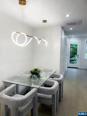 $5,500 | 268 Old River Road, Unit 2A, Edgewater, NJ 07020