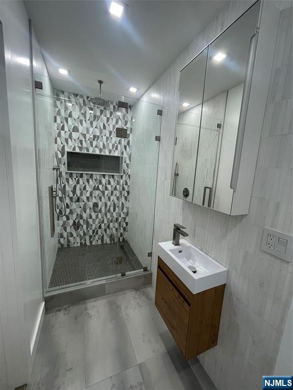 268 Old River Road, Unit 2A Edgewater, NJ 07020 - Photo 5 of 17