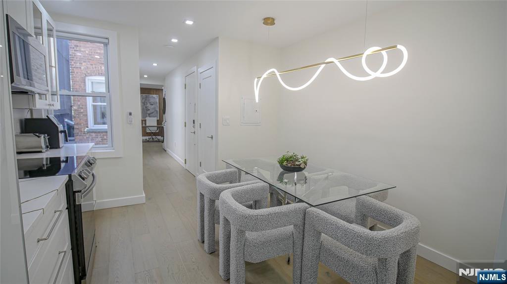 268 Old River Road, Unit 2A Edgewater, NJ 07020 - Photo 6 of 17