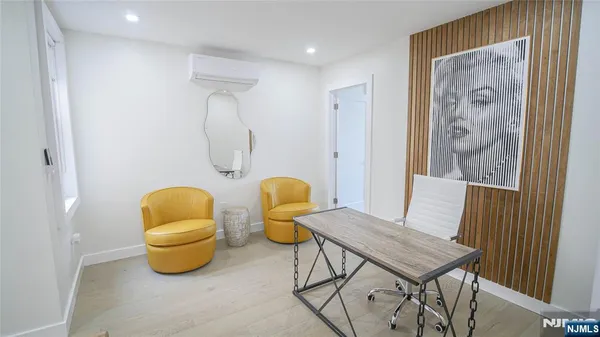 $5,500 | 268 Old River Road, Unit 2A, Edgewater, NJ 07020