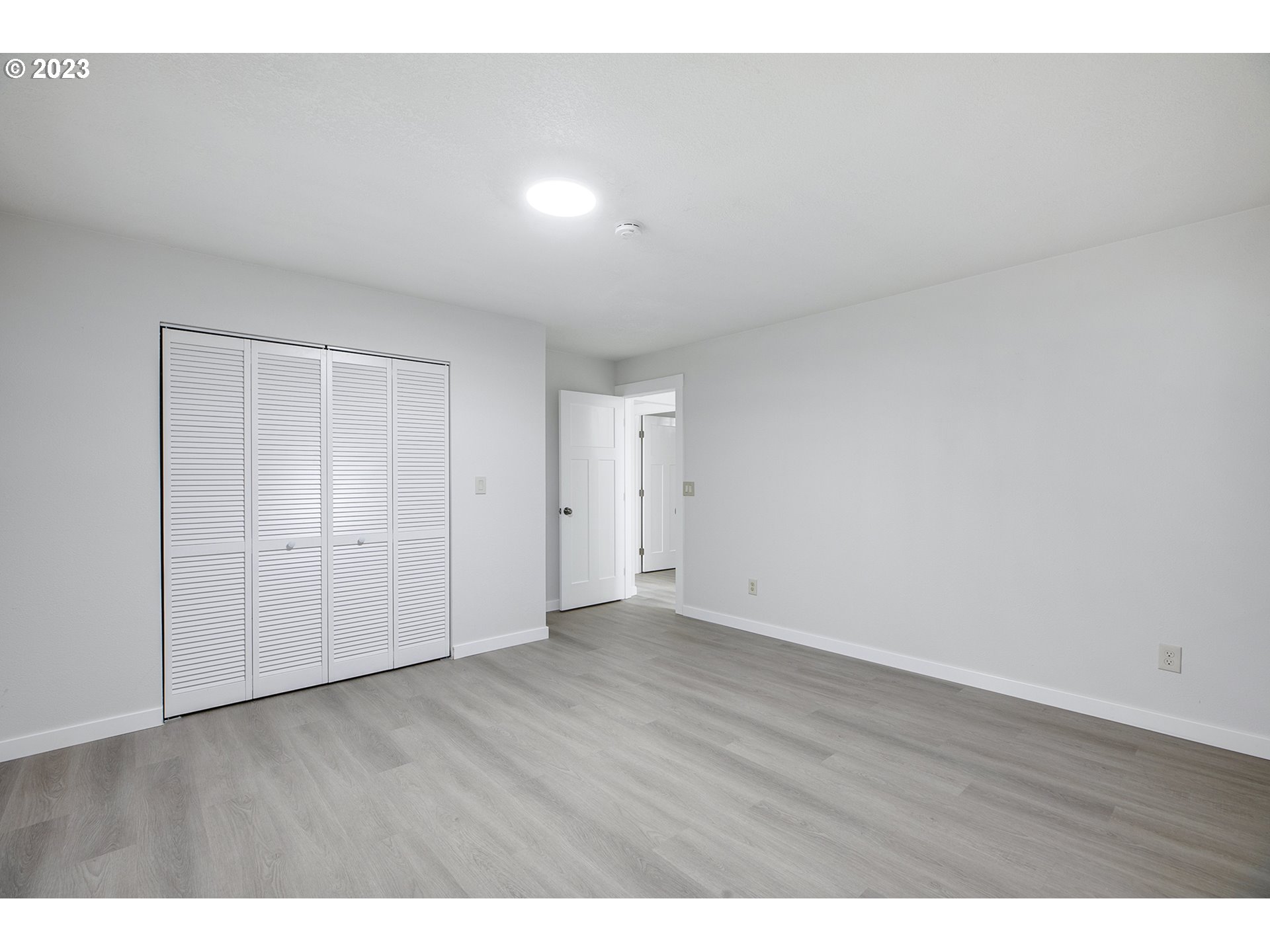 25331 South Larkin Road Beavercreek, OR 97004 - Photo 28 of 44 a view of an empty room