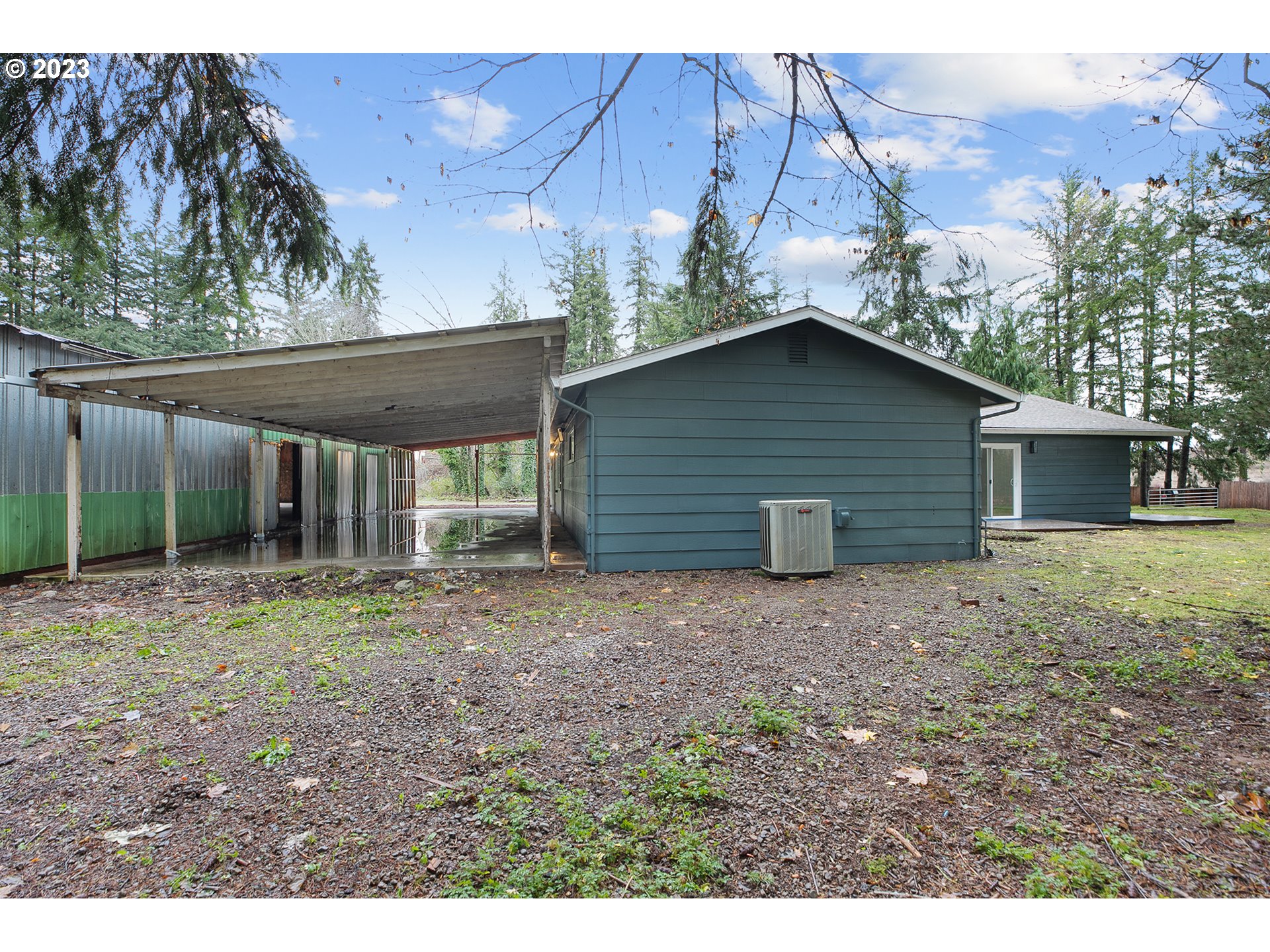 25331 South Larkin Road Beavercreek, OR 97004 - Photo 41 of 44 a house with a tree in the background