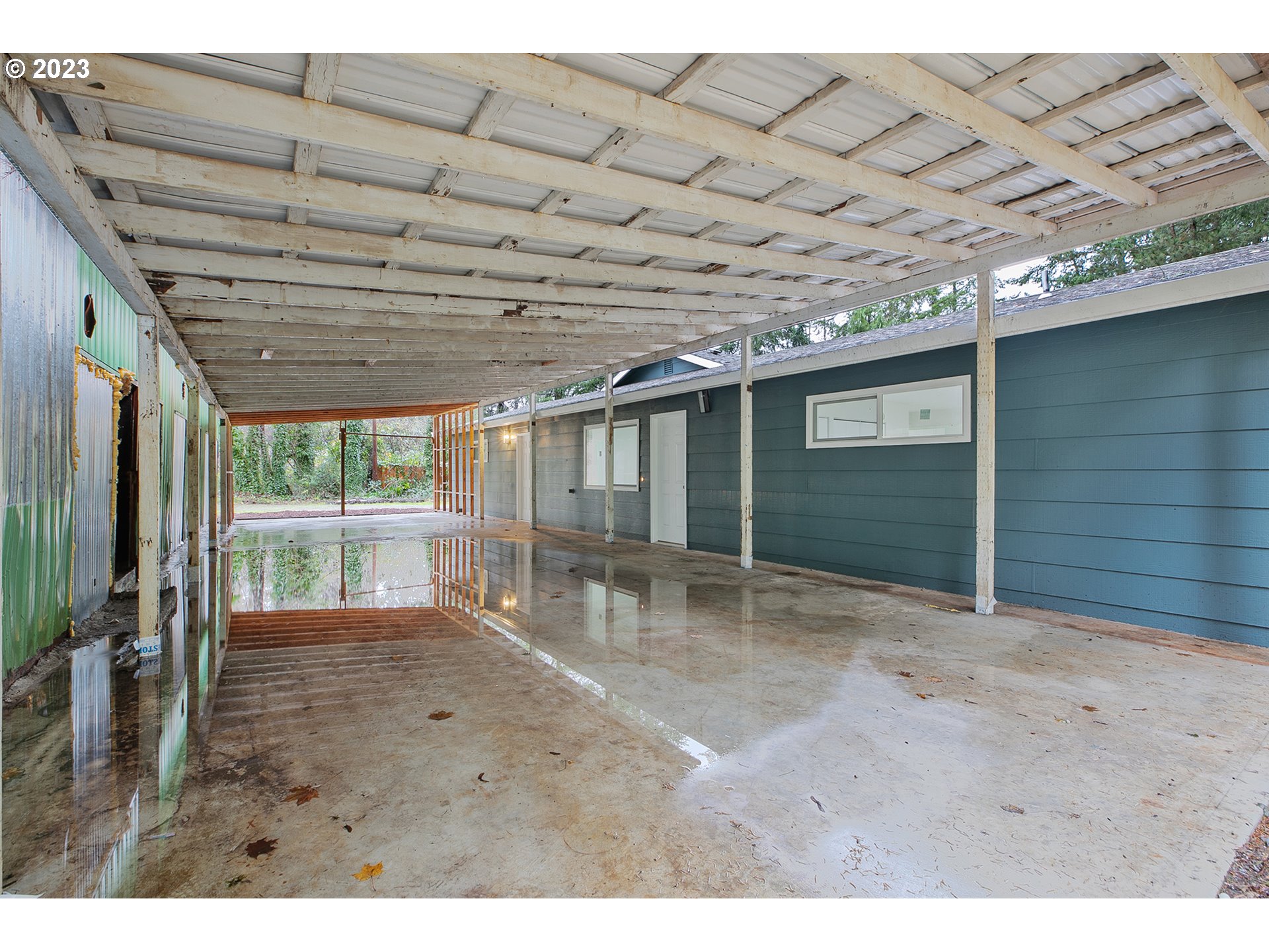 25331 South Larkin Road Beavercreek, OR 97004 - Photo 43 of 44 a view of an outdoor space
