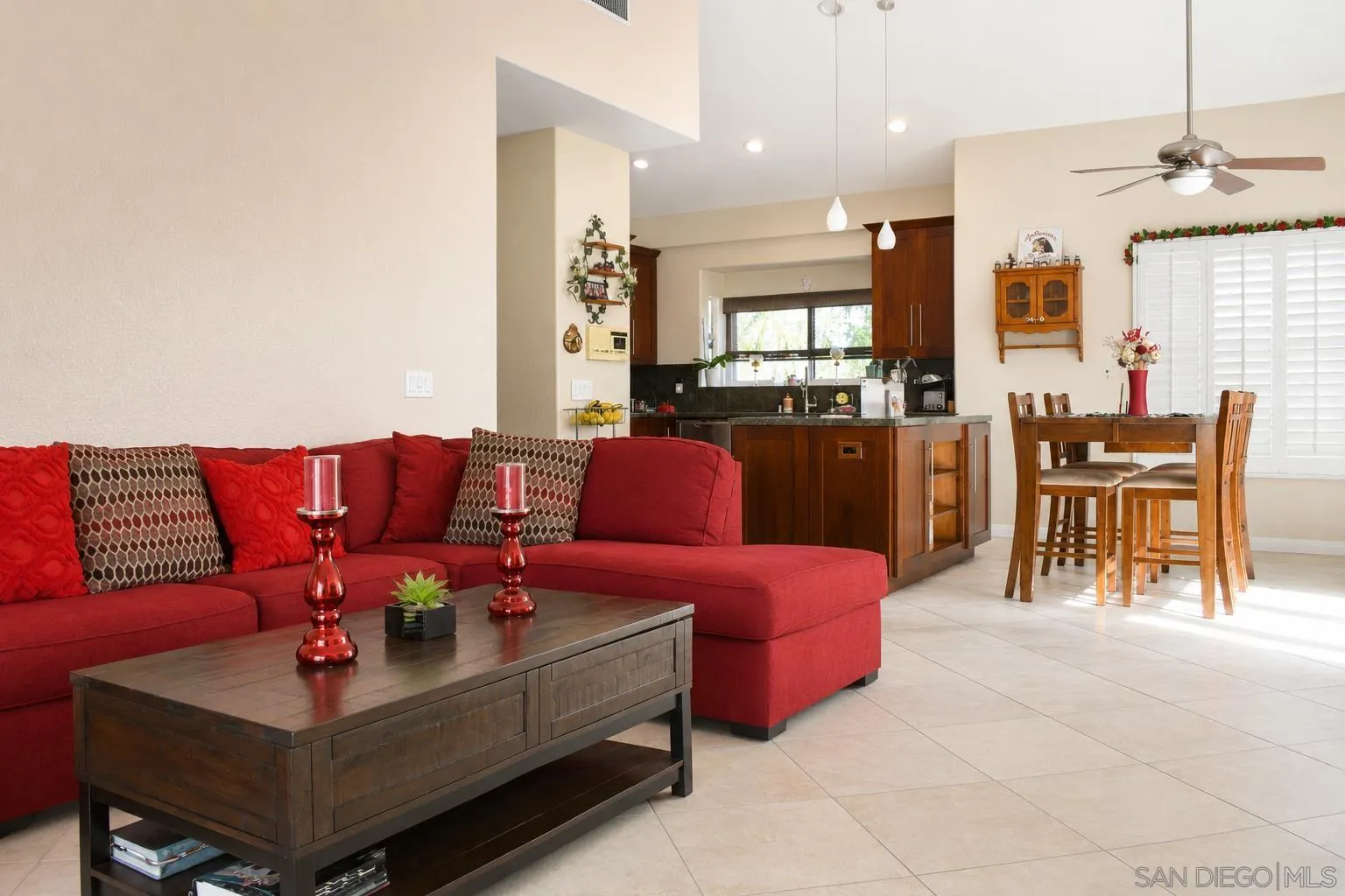 12834 Rockwell Court Poway, CA 92064 - Photo 8 of 37
