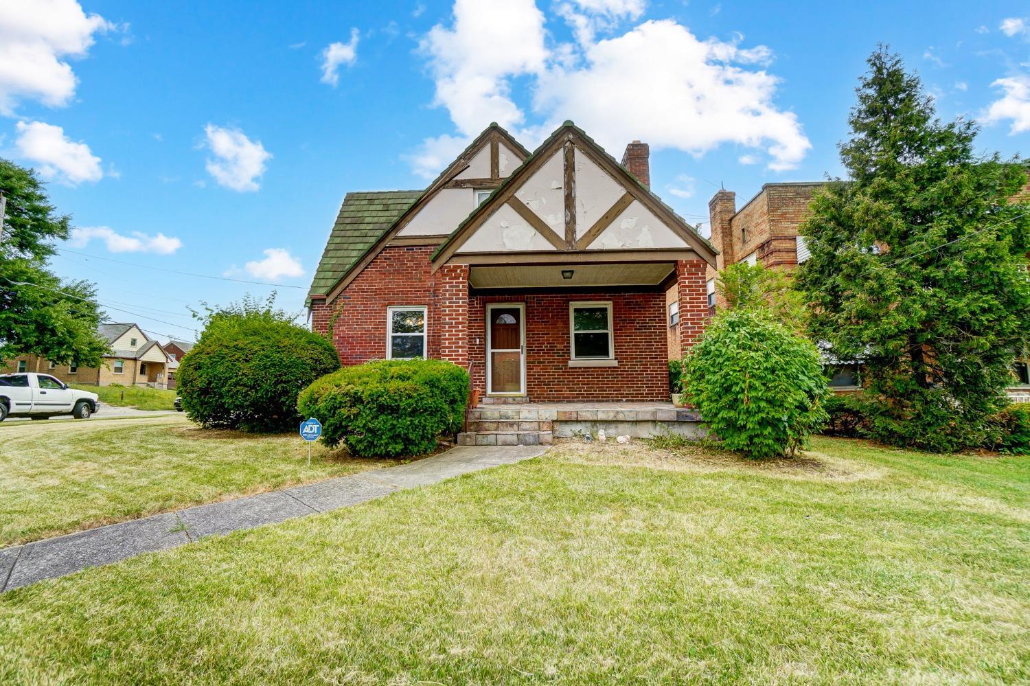 2488 Ferguson Road Cincinnati, OH 45238 - Photo 2 of 67 Gallery Image 2