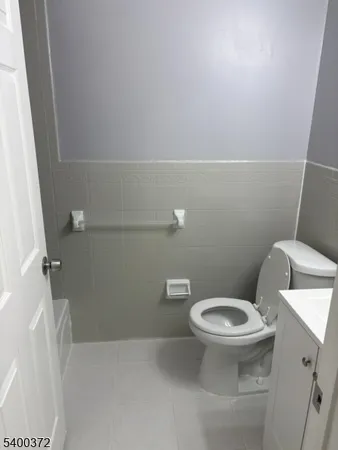 $2,250 | 39 Stone Street, Newark, NJ 07104