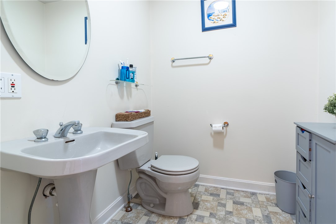 86 Mail Coach Road Portsmouth, RI 02871 - Photo 23 of 34 Gallery Image 23