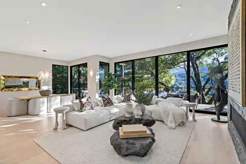 $4,795,000 | 8 Hawkview Street, Portola Valley, CA 94028